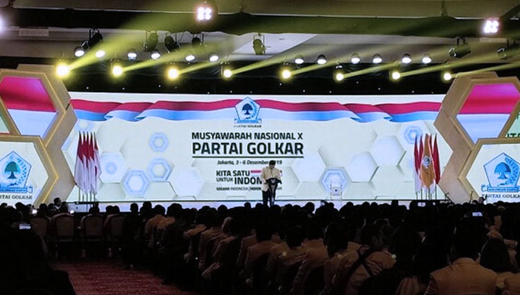 Ketua Umum Partai Golkar saat menyampaikan pidato di pembukaan Munas ke-10 Partai Golkar, Jakarta.