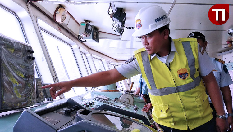 Uji fisik atau ram check kapal penyeberangan Ketapang-Gilimanuk. (Foto: Agung Sedana/ TIMES Indonesia)