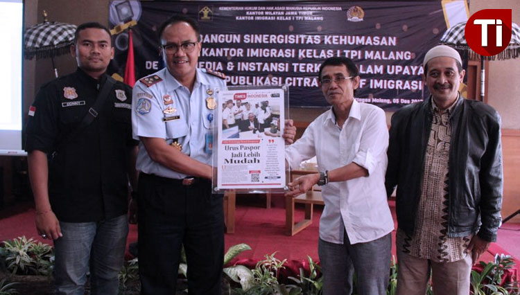 Kepala-Kantor-Imigrasi-Kelas-I-TPI-Malang-b.jpg