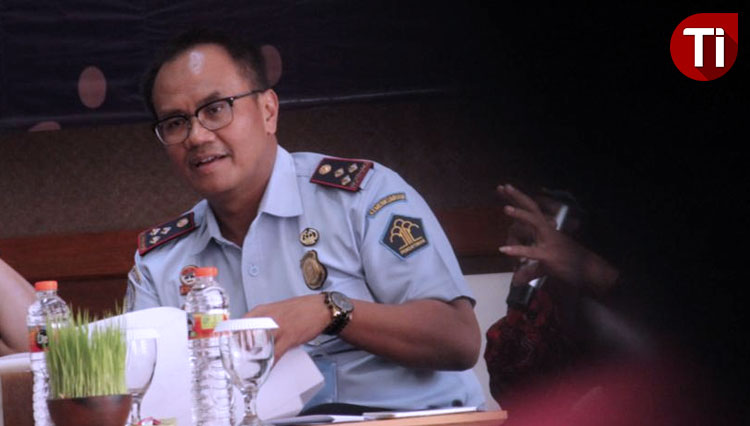 Kepala-Kantor-Imigrasi-Kelas-I-TPI-Malang-c.jpg
