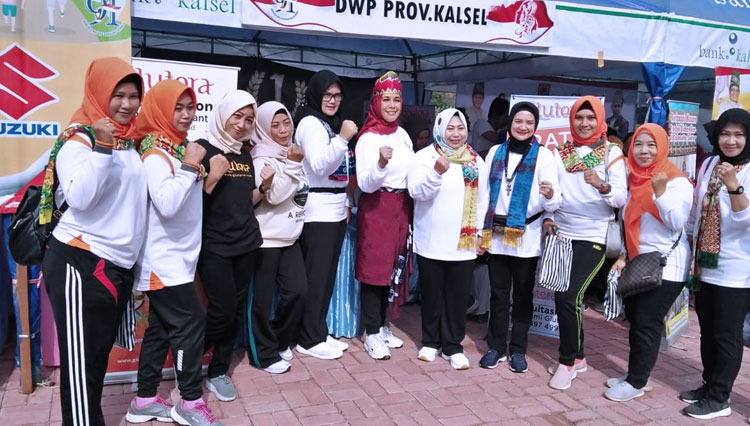 Ikut Peringati Hari Ibu di Banjarmasin, Stand Glutera Ramai Pengunjung