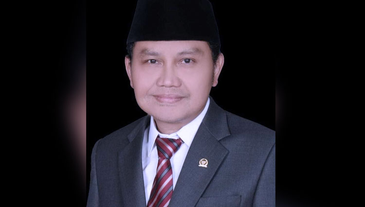 Anas Thahir Dorong Pemerintah Tingkatkan Pelayanan dengan One Pesantren One Faskes