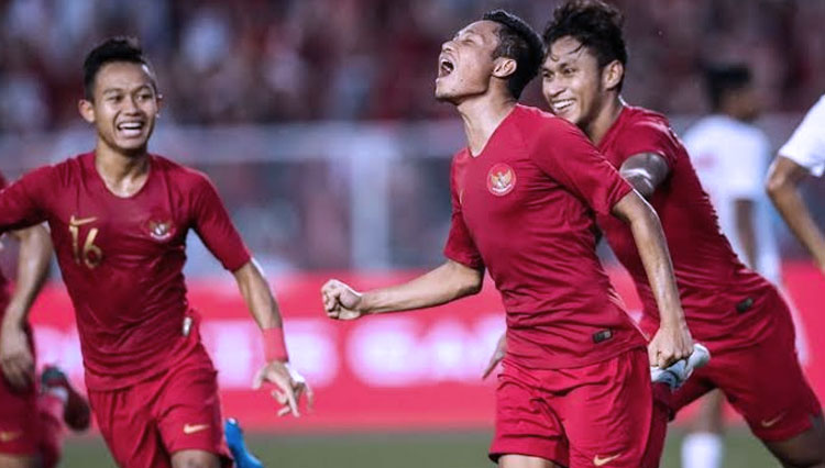Selebrasi Evan Dimas setelah mencetak gol bersama Timnas U-23. (Foto: kompas)