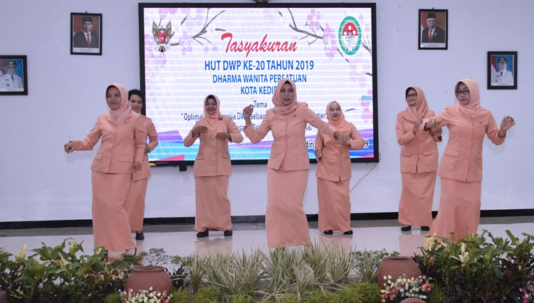 dharma-wanita-3.jpg