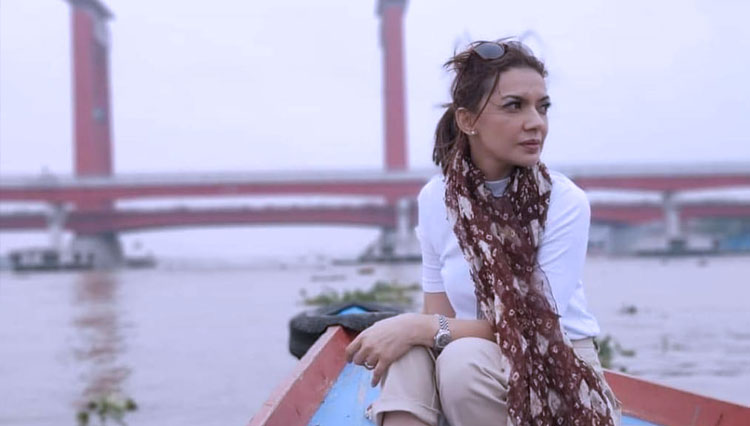Najwa Shihab Duta Baca Indonesia saat wisata Sungai Musi (Foto: Istimewa) 