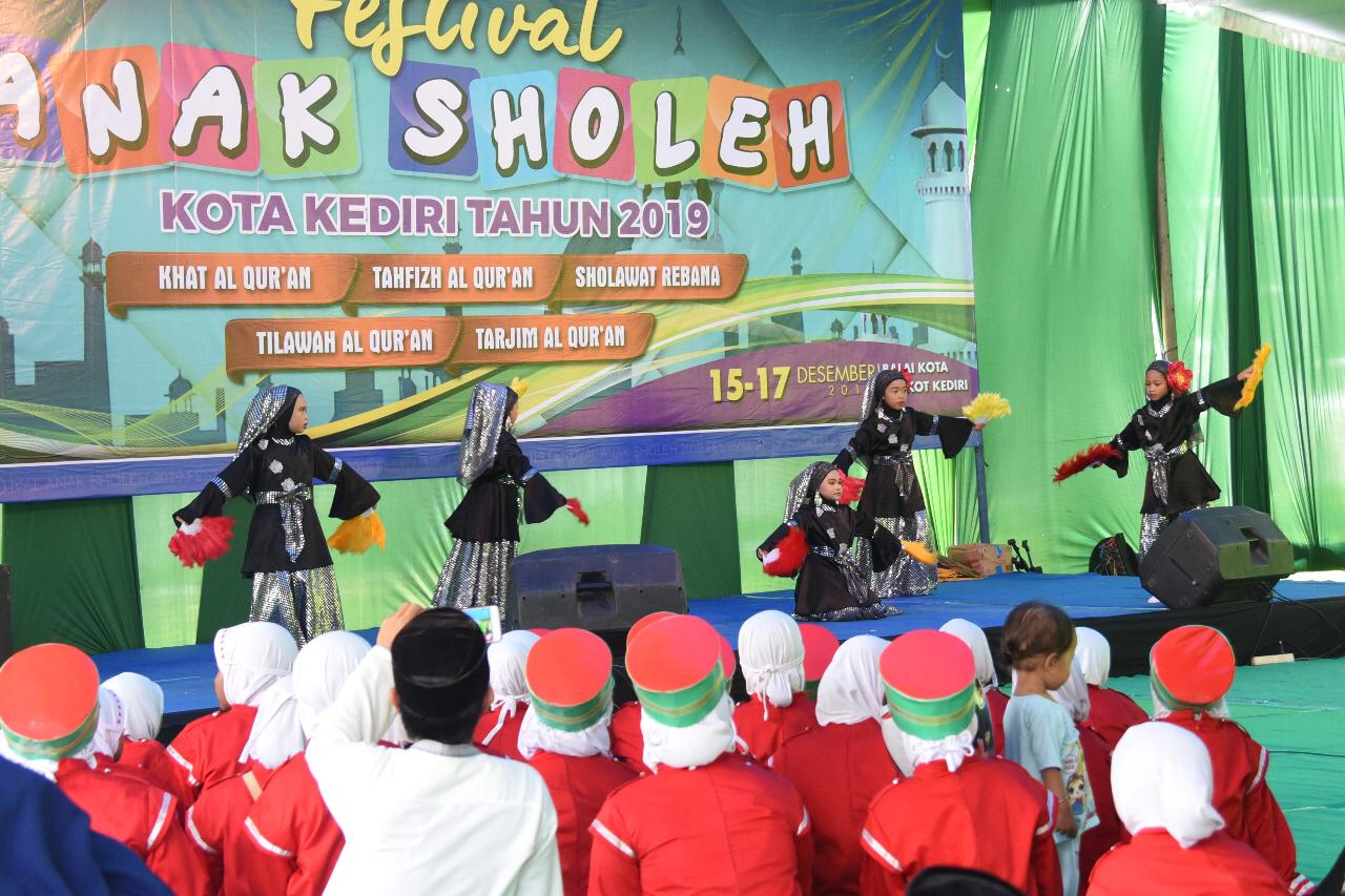 Festival-Anak-Sholeh-37d89095572f7b3ad.jpg