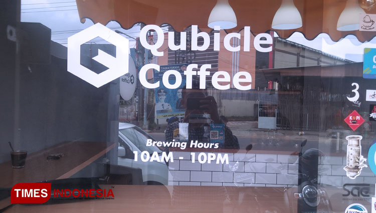 Qubicle-Coffee-2.jpg
