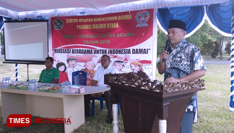 Kakanwil Kemenag Malut Sarbin Sehe saat memberikan sambutan (Foto: Wahyudi Yahya/TIMES Indonesia)