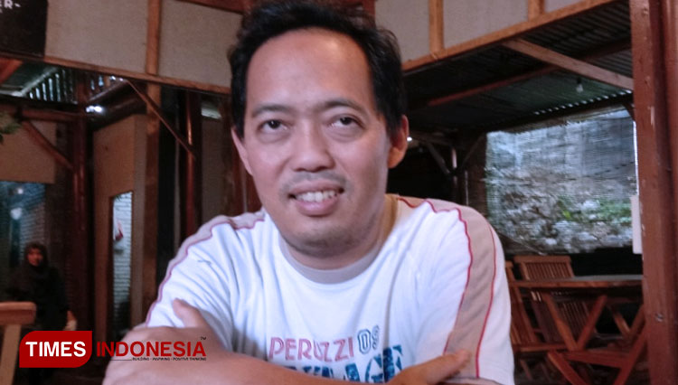 Nia-Kurniawan.jpg