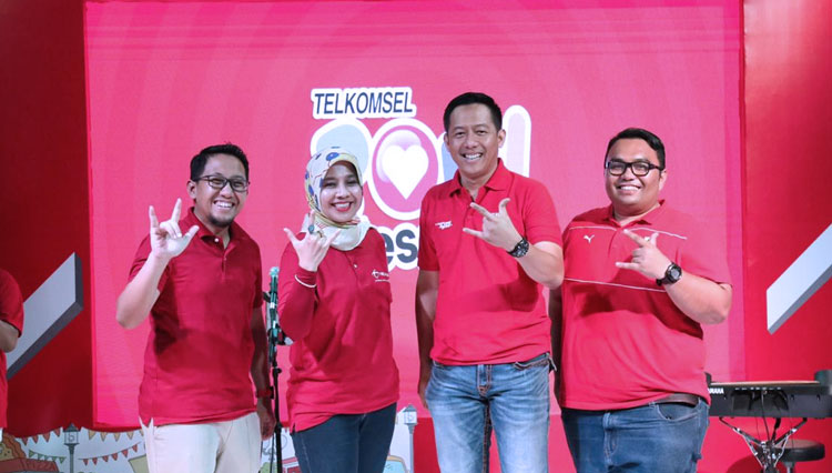 TELKOMSEL-C.jpg