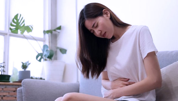 Ilustrasi - sakit asam lambnung (FOTO: shutterstock)
