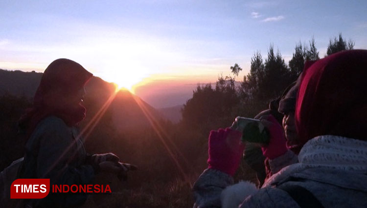 Matahari terbit di Gunung Bromo (FOTO: Dokumen TIMES Indonesia)