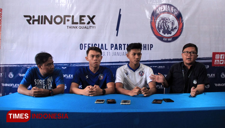 Rhinoflex-sponsor-baru-Arema-FC-2.jpg