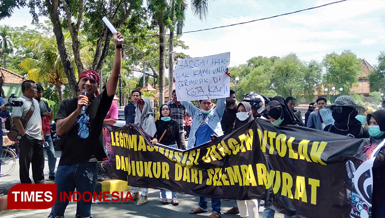 Bawa 7 Tuntutan, Pelaku Seni di Pamekasan Unjuk Rasa di DPRD