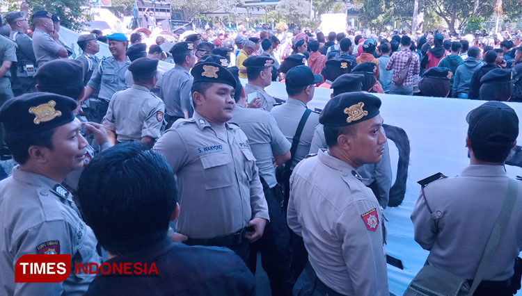 Masyarakat Peduli Bondowoso Serukan Bupati Copot Sekda Syaifullah