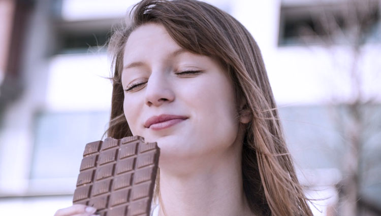 ILUSTRASI - Mengatasi Depresi dengan memakan Cokelat Hitam. (FOTO: uwrf.edu)