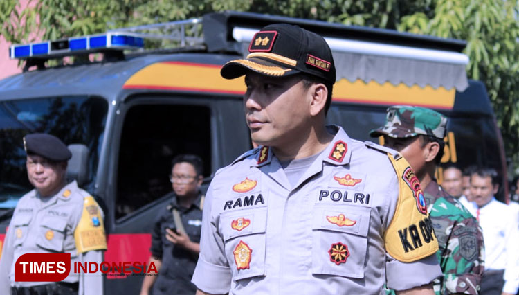 Kapolres Bangkalan AKBP Rama Samtama Putra. (FOTO: Doni Heriyanto/TIMES Indonesia)
