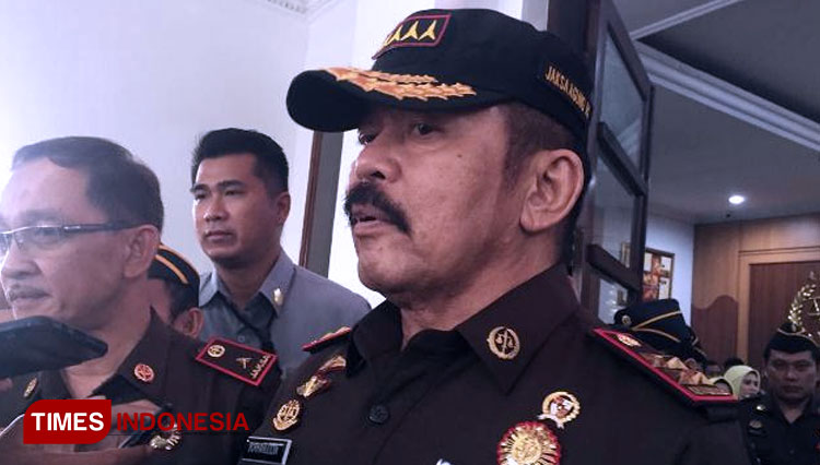 Jaksa Agung ST Burhanuddin saat kunjungan kerja ke Kejaksaan Negeri Bandung, Senin (27/1/20). (FOTO: Iwa/TIMES Indonesia)