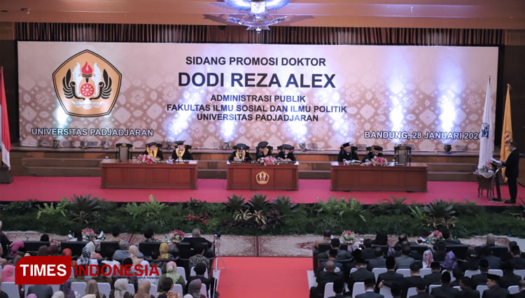 Disertasi Soal KEK TAA Hantarkan Bupati Musi Banyuasin Raih Doktor Unpad