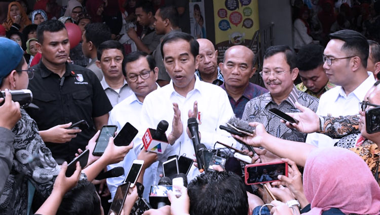 Soal Virus Corona, Jokowi: Pemerintah Siap Evakuasi WNI di Cina, Tapi...