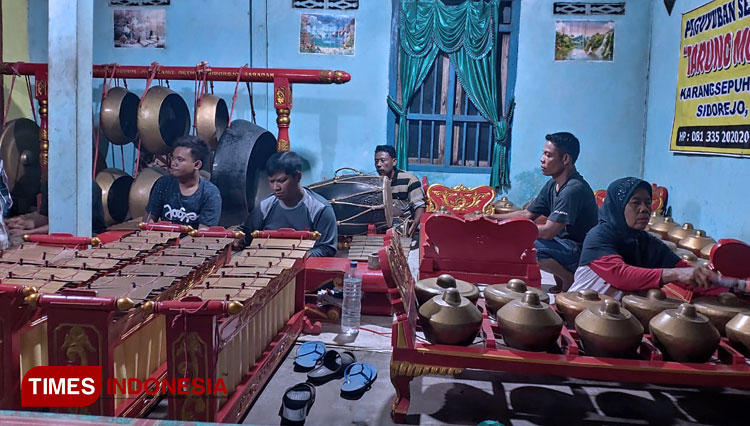 Gamelan-3.jpg