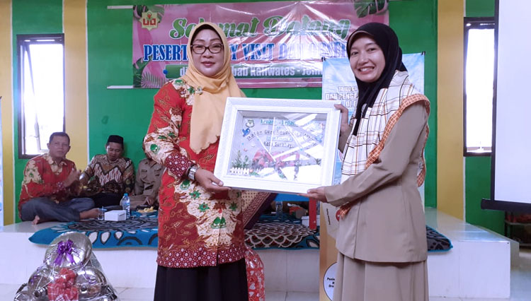 Raudlatul Athfal Ulul Albab Kaliwates saat menerima Ikatan Guru Raudlatul Athfal (IGRA) Cabang III Kota Surabaya (FOTO: Istimewa).