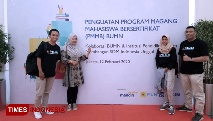 Tiga Mahasiswa UWG peserta PMMB 2020. (FOTO: AJP TIMES Indonesia)