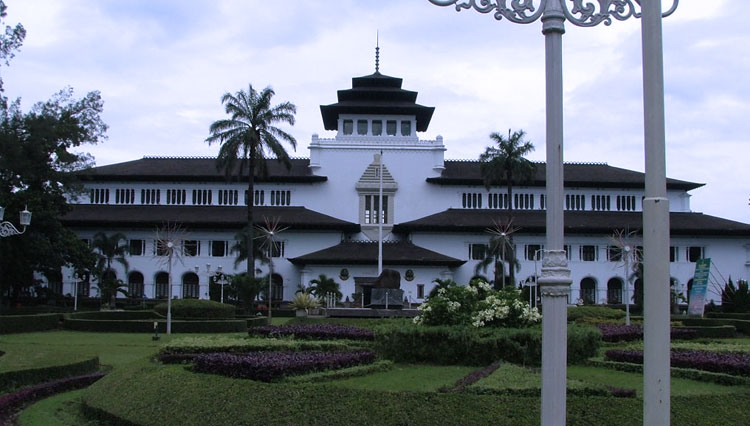 Gedung Sate of Bandung. (Photo: Pegipegi)