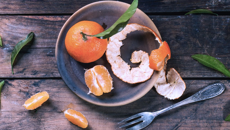Is It Healthy to Consume Orange Peels?