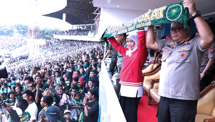 Taklukan Persija 4-1, Gubernur Khofifah: Selamat Jadi Juara Bajol Ijo!