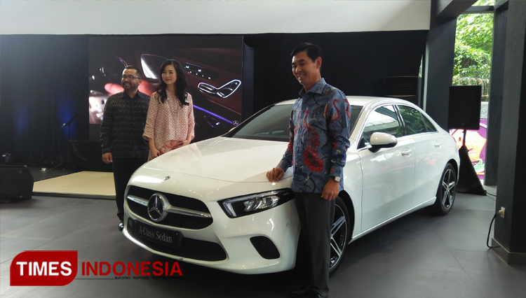 Peresmian Cabang Penjualan Mobil Mercedes-Benz Di Palembang Sekaligus Pengenalan Produk Terbarunya (Foto : Rochman/TIMES Indonesia)