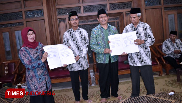 Di Solo, Tim Publikasi Unisma Malang Kunjungi Tiga Sekolah Sekaligus