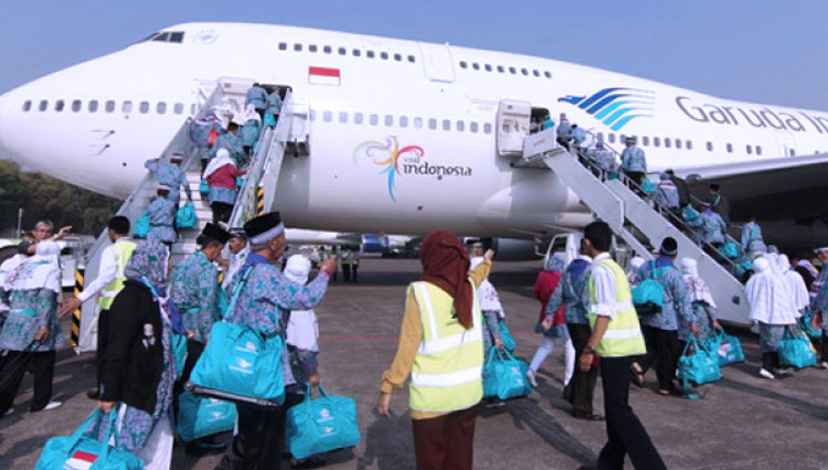 ILUSTRASI: Pemberangkatan jemaah haji asal Indonesia (FOTO; jatim.tribunnews.com)