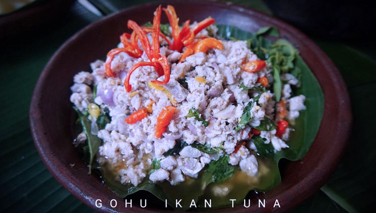 Salah satu menu khas yang akan disajikan pada FKNT 2020 adalah Gohu Ikan Tuna.(foto: Panitia FKNT 2020)