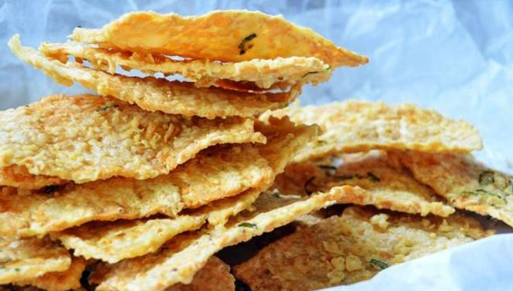 How Tempeh chips of Trenggalek looks alike. (PHOTO: Wardat El Ouyun / cookpad.com)