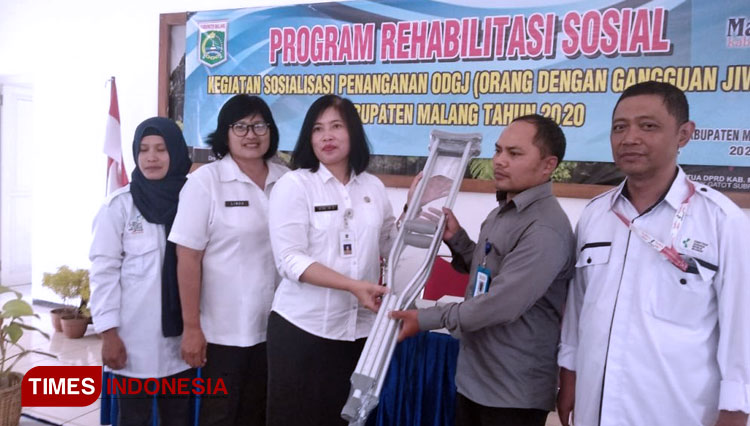 Dinsos Kabupaten Malang Salurkan Bansos Disabilitas Melalui BMH Jatim ...