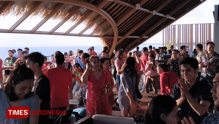 Farewell Party menjadi event perpisahan antara karyawan dan manajemen Citadines Kuta Beach Bali, yang akan berganti manajemen. (Foto: Imadudin M/TIMES Indonesia)