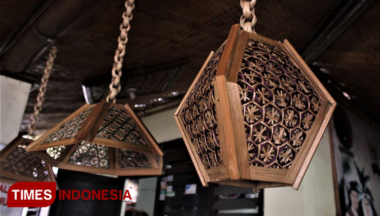 Kerajinan Bambu Indah Trenggalek Merambah Hingga Kancah Kerajinan Bambu Indah Trenggalek Merambah Hingga Kancah