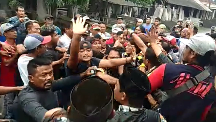 Beredar Video LSM Bersitegang dengan Warga Desa, Ini Kronologinya