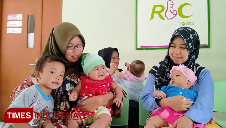 Rumah Bersalin Cuma-cuma (RBC) di Jalan Holis, Kecamatan Bandung Kulon, Kota Bandung. (Foto: Saifal/TIMES Indonesia)
