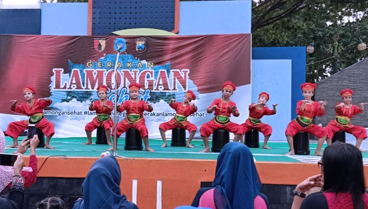 Gelar-Tarian-Lamongan-2.jpg