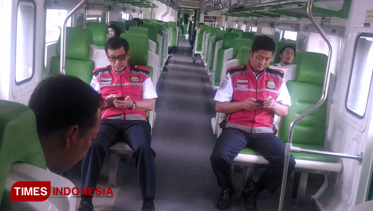 tiket-KA-Bandara-di-Bandara-Adi-Soemarmo-Surakarta-c.jpg