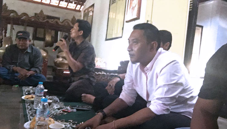 Ratusan Masyarakat Pacitan Datangi Pendapa Rumah Masa Kecil SBY