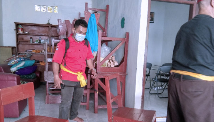 Penyemprotan-disinfektan-f.jpg
