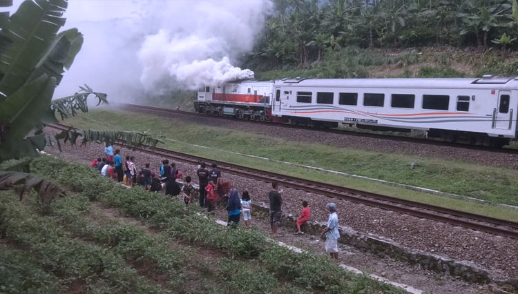KA Bogowonto yang alami gangguan. (FOTO: Humas KAI/TIMES Indonesia)