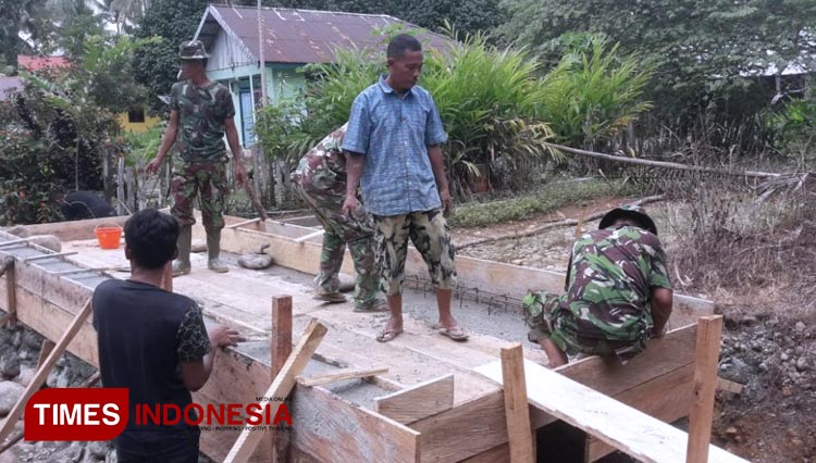 Blabak Cor Digunakan dalam Plat Deuker. (FOTO: AJP TIMES Indonesia)