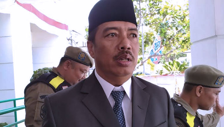 Kepala Dinas Pendidikan Kota Cirebon, Irawan Wahyono (FOTO: cirebonpos.com) 