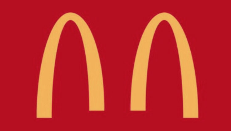 Logo McDonald's untuk kampanyekan social distancing (Foto: Dok. McDonald's)