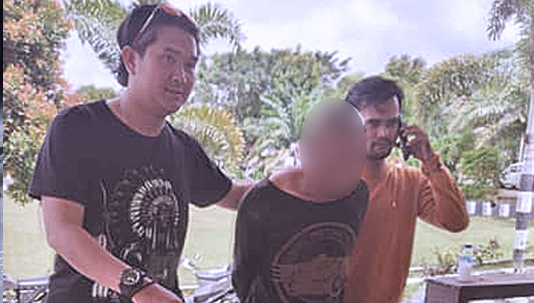 RESIDIVIS: Tersangka saat digiring anggota Tim Jangan Gurah, Satres Narkoba Polres Pagaralam.
