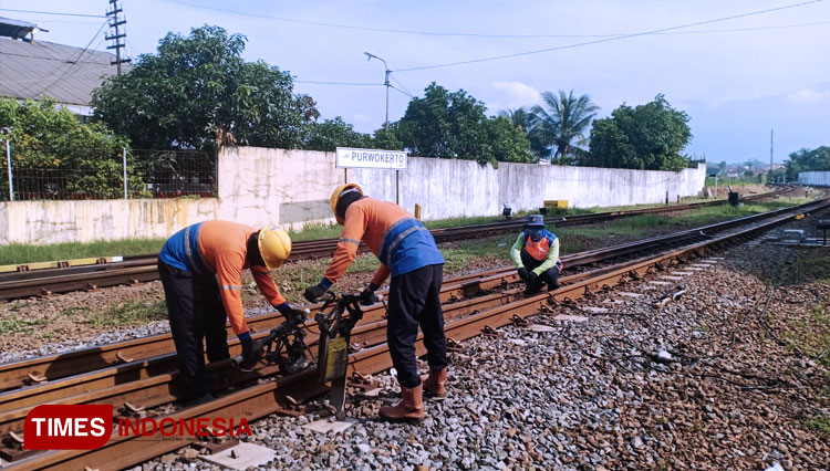 Perjalanan Kereta Api Berkurang, PT KAI Tetap Tingkatkan Perawatan ...